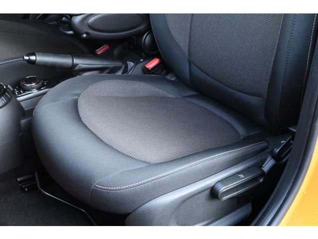 ミニ ミニ クーパー ５ドア H27年 (近畿) 99