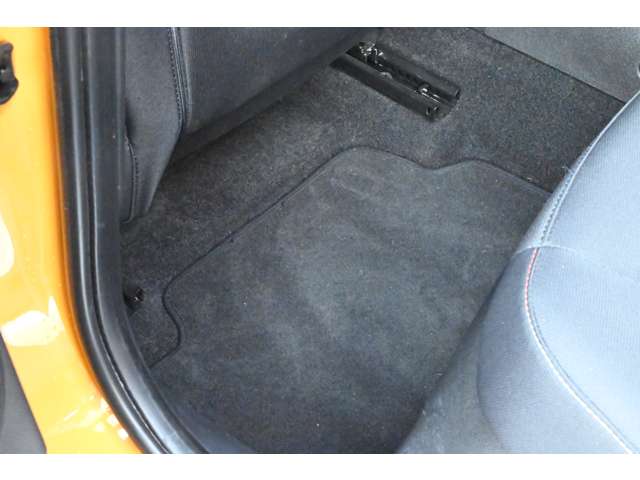 ミニ ミニ クーパー ５ドア H27年 (近畿) 99