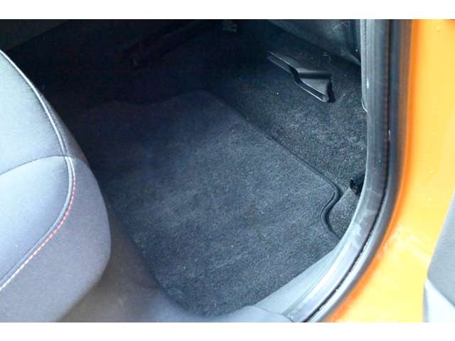 ミニ ミニ クーパー ５ドア H27年 (近畿) 99