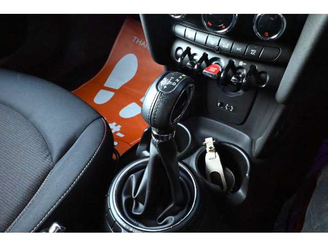 ミニ ミニ クーパー ５ドア H27年 (近畿) 99