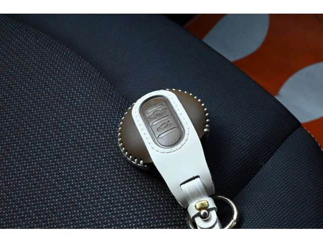 ミニ ミニ クーパー ５ドア H27年 (近畿) 99