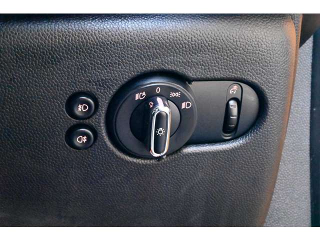 ミニ ミニ クーパー ５ドア H27年 (近畿) 99