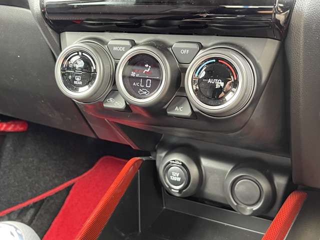 スズキ スイフト スポーツ １．４ R5年 (近畿) 99