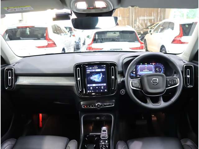 ボルボ ＸＣ４０ アルティメット Ｂ４ ＡＷＤ ４ＷＤ R5年 (近畿) 99