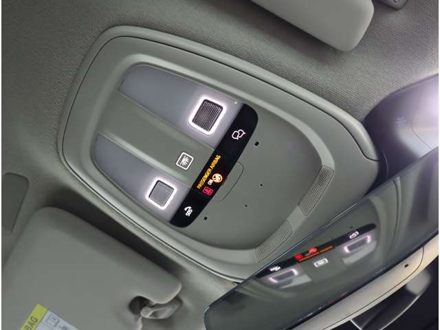 ボルボ ＸＣ４０ アルティメット Ｂ４ ＡＷＤ ４ＷＤ R5年 (近畿) 99