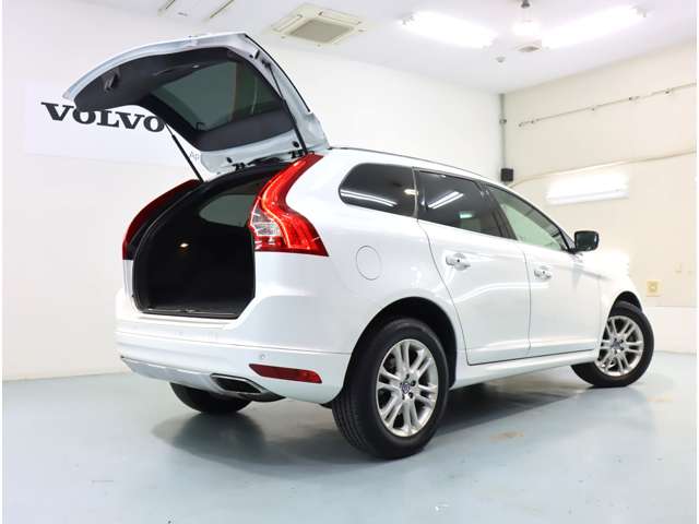 ボルボ ＸＣ６０ Ｔ５　ＳＥ H27年 (近畿) 99