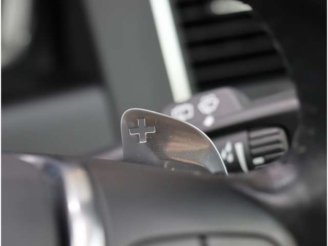 ボルボ ＸＣ６０ Ｔ５　ＳＥ H27年 (近畿) 99