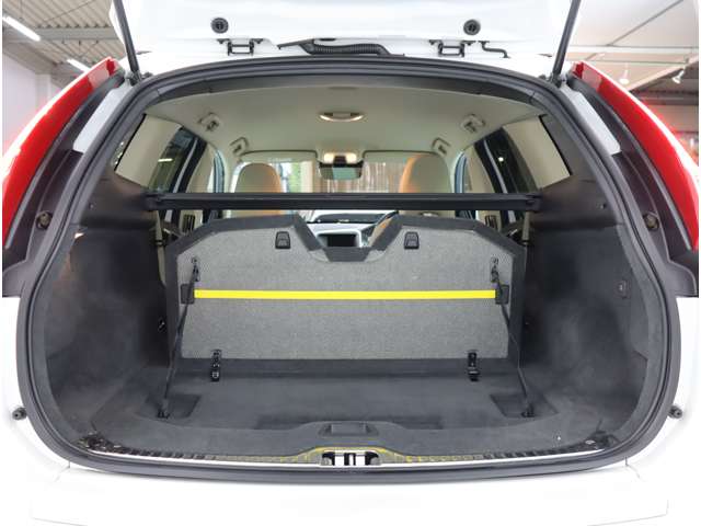 ボルボ ＸＣ６０ Ｔ５　ＳＥ H27年 (近畿) 99