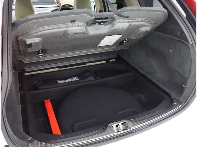 ボルボ ＸＣ６０ Ｔ５　ＳＥ H27年 (近畿) 99