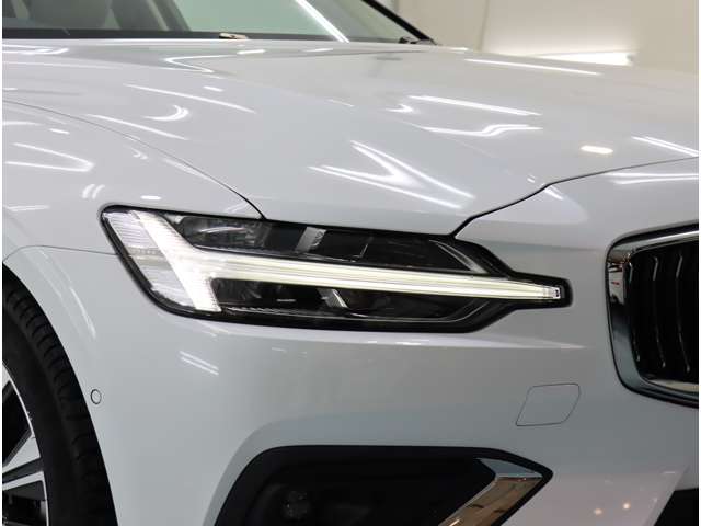 ボルボ Ｖ６０ アルティメット　Ｂ４ R5年 (近畿) 99