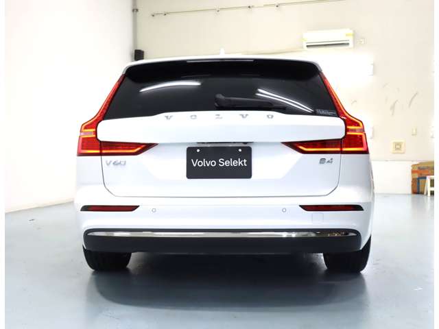 ボルボ Ｖ６０ アルティメット　Ｂ４ R5年 (近畿) 99