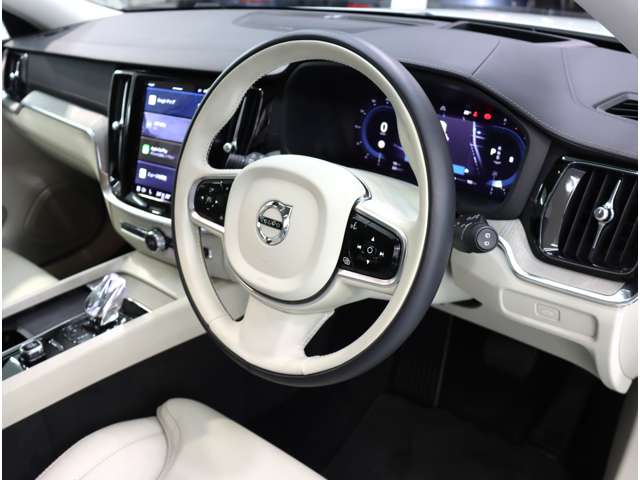 ボルボ Ｖ６０ アルティメット　Ｂ４ R5年 (近畿) 99