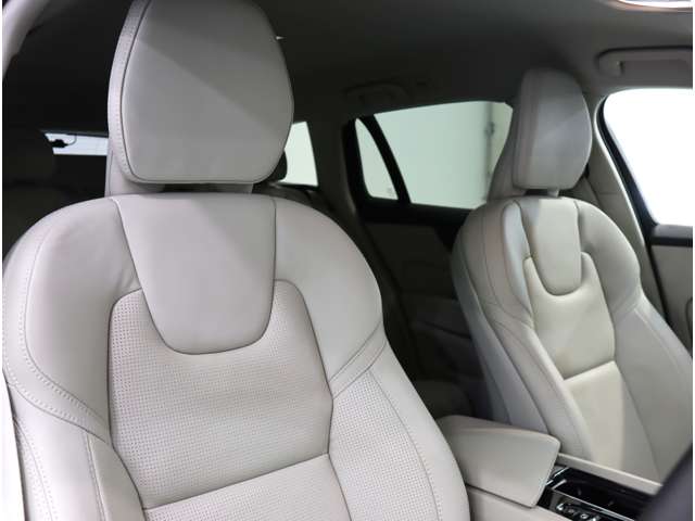 ボルボ Ｖ６０ アルティメット　Ｂ４ R5年 (近畿) 99