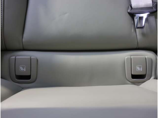 ボルボ Ｖ６０ アルティメット　Ｂ４ R5年 (近畿) 99