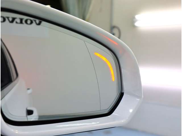 ボルボ Ｖ６０ アルティメット　Ｂ４ R5年 (近畿) 99