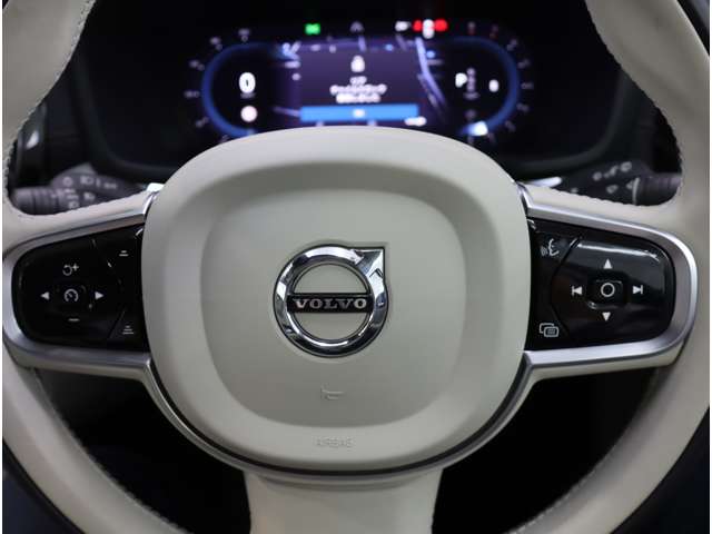 ボルボ Ｖ６０ アルティメット　Ｂ４ R5年 (近畿) 99