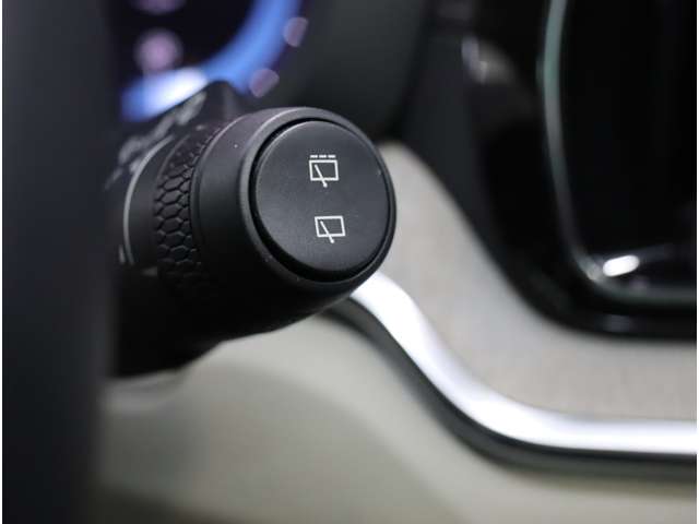 ボルボ Ｖ６０ アルティメット　Ｂ４ R5年 (近畿) 99