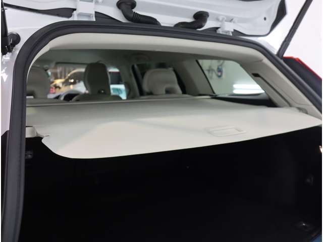 ボルボ Ｖ６０ アルティメット　Ｂ４ R5年 (近畿) 99