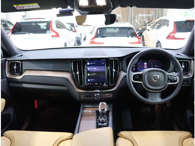 ボルボ ＸＣ６０ Ｂ５ ＡＷＤ インスクリプション ４ＷＤ R4年 (近畿) 99