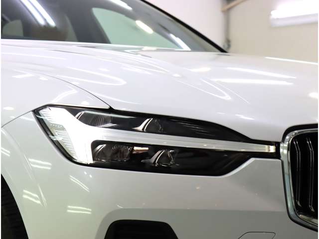 ボルボ ＸＣ６０ Ｂ５ ＡＷＤ インスクリプション ４ＷＤ R4年 (近畿) 99