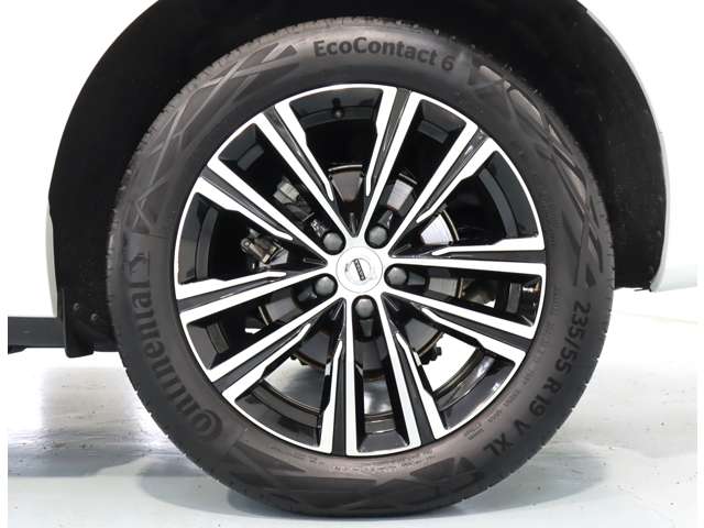 ボルボ ＸＣ６０ Ｂ５ ＡＷＤ インスクリプション ４ＷＤ R4年 (近畿) 99