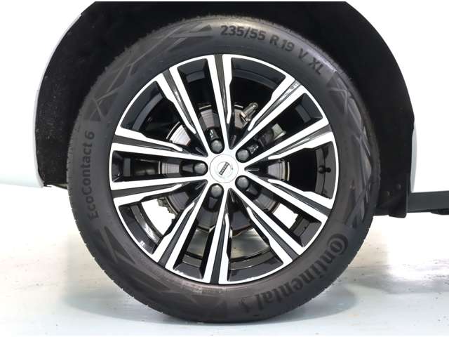 ボルボ ＸＣ６０ Ｂ５ ＡＷＤ インスクリプション ４ＷＤ R4年 (近畿) 99