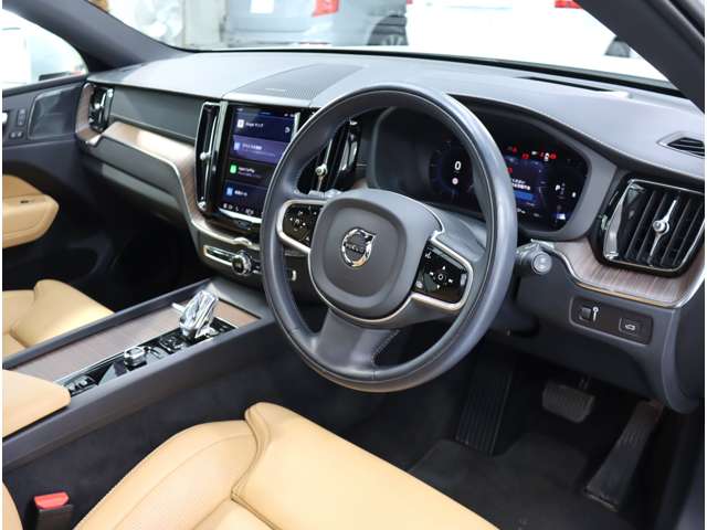 ボルボ ＸＣ６０ Ｂ５ ＡＷＤ インスクリプション ４ＷＤ R4年 (近畿) 99