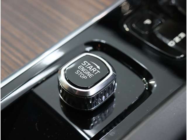 ボルボ ＸＣ６０ Ｂ５ ＡＷＤ インスクリプション ４ＷＤ R4年 (近畿) 99