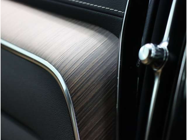 ボルボ ＸＣ６０ Ｂ５ ＡＷＤ インスクリプション ４ＷＤ R4年 (近畿) 99