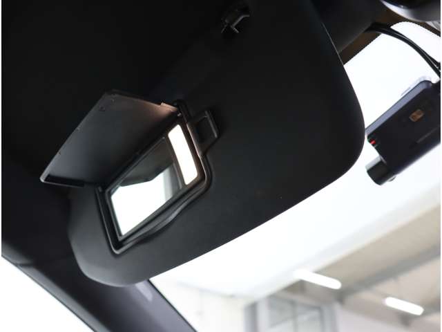 ボルボ ＸＣ６０ Ｂ５ ＡＷＤ インスクリプション ４ＷＤ R4年 (近畿) 99