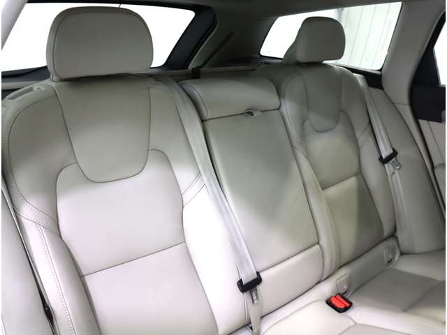 ボルボ Ｖ９０クロスカントリー アルティメット Ｂ５ ＡＷＤ ４ＷＤ R5年 (近畿) 99