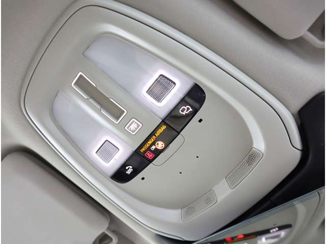 ボルボ Ｖ９０クロスカントリー アルティメット Ｂ５ ＡＷＤ ４ＷＤ R5年 (近畿) 99