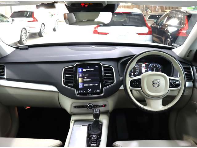 ボルボ ＸＣ９０ Ｔ５ ＡＷＤ モメンタム ４ＷＤ H30年 (近畿) 99