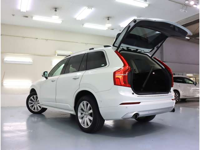 ボルボ ＸＣ９０ Ｔ５ ＡＷＤ モメンタム ４ＷＤ H30年 (近畿) 99