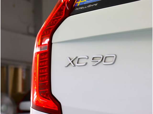 ボルボ ＸＣ９０ Ｔ５ ＡＷＤ モメンタム ４ＷＤ H30年 (近畿) 99