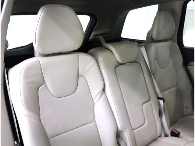 ボルボ ＸＣ９０ Ｔ５ ＡＷＤ モメンタム ４ＷＤ H30年 (近畿) 99