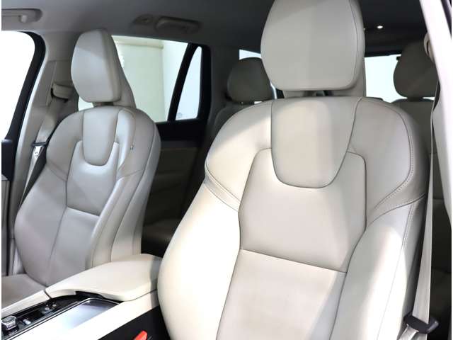 ボルボ ＸＣ９０ Ｔ５ ＡＷＤ モメンタム ４ＷＤ H30年 (近畿) 99