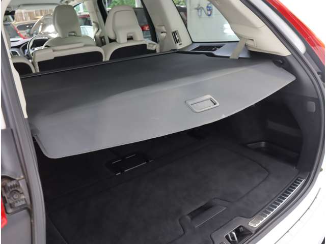 ボルボ ＸＣ９０ Ｔ５ ＡＷＤ モメンタム ４ＷＤ H30年 (近畿) 99