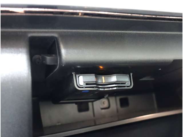 ボルボ ＸＣ９０ Ｔ５ ＡＷＤ モメンタム ４ＷＤ H30年 (近畿) 99