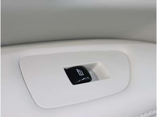 ボルボ Ｖ９０ アルティメット　Ｂ５ R7年 (近畿) 99