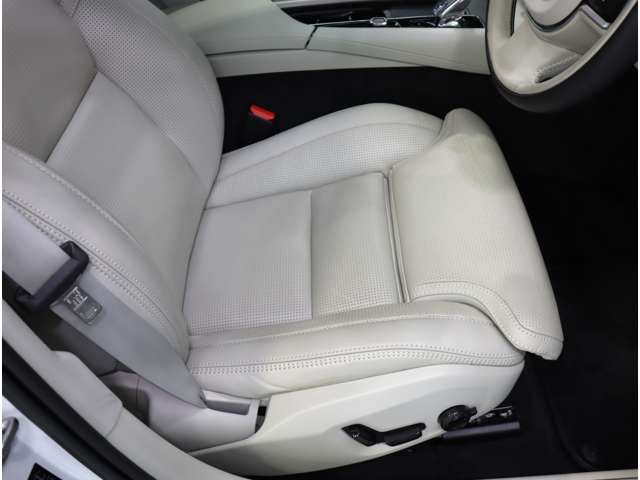 ボルボ Ｖ９０ アルティメット　Ｂ５ R7年 (近畿) 99