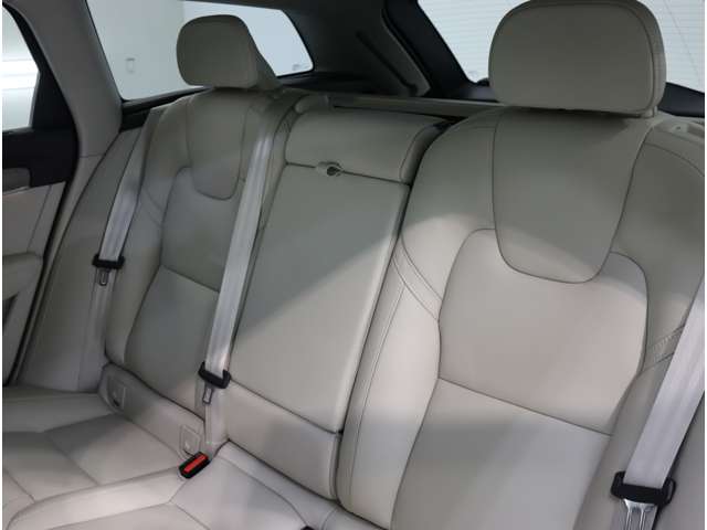 ボルボ Ｖ９０ アルティメット　Ｂ５ R7年 (近畿) 99