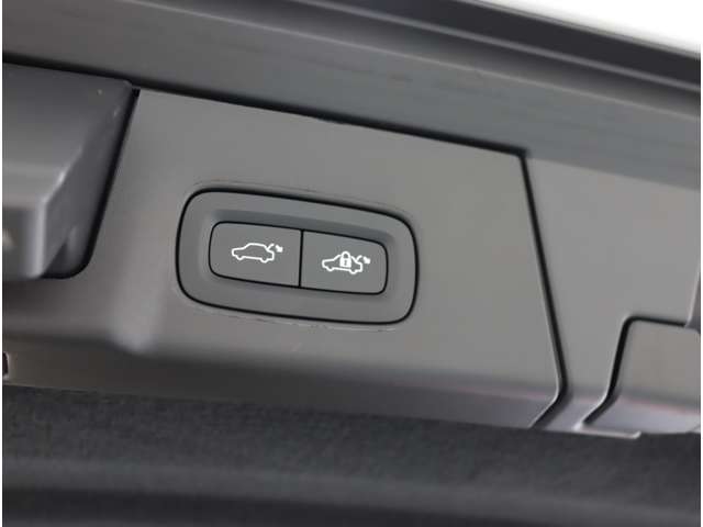 ボルボ Ｖ９０ アルティメット　Ｂ５ R7年 (近畿) 99