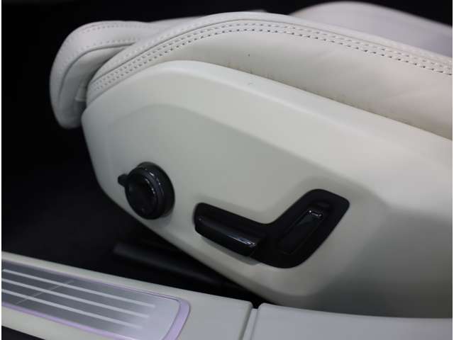 ボルボ Ｖ９０ アルティメット　Ｂ５ R7年 (近畿) 99