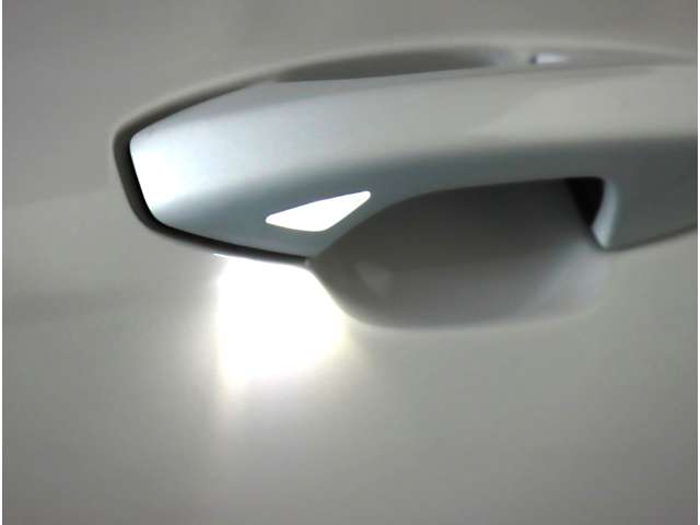 ボルボ Ｖ６０ リチャージ アルティメット Ｔ６ ＡＷＤ プラグイン ハイブリッド ４ＷＤ R6年 (近畿) 99