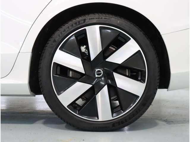 ボルボ Ｖ６０ リチャージ アルティメット Ｔ６ ＡＷＤ プラグイン ハイブリッド ４ＷＤ R6年 (近畿) 99