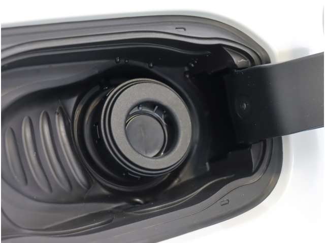 ボルボ Ｖ６０ リチャージ アルティメット Ｔ６ ＡＷＤ プラグイン ハイブリッド ４ＷＤ R6年 (近畿) 99