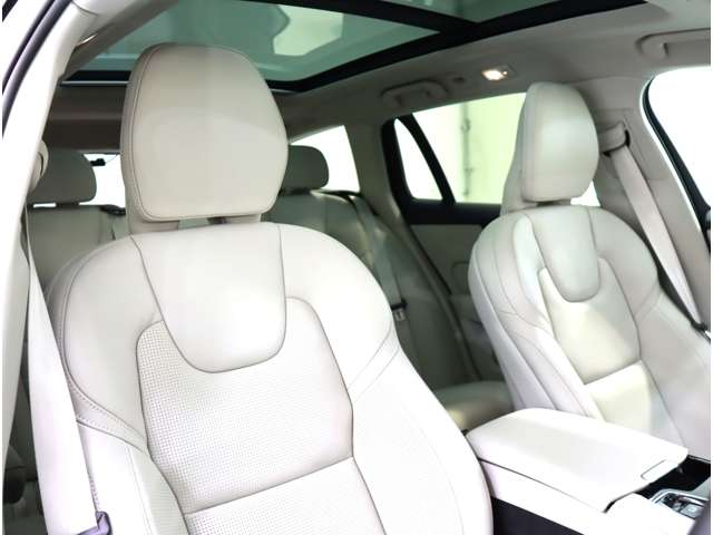 ボルボ Ｖ６０ リチャージ アルティメット Ｔ６ ＡＷＤ プラグイン ハイブリッド ４ＷＤ R6年 (近畿) 99