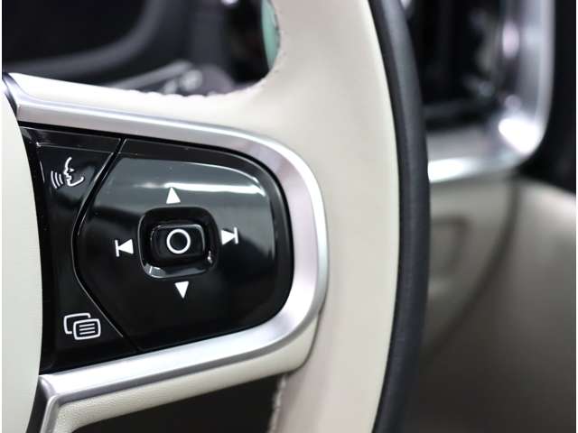 ボルボ Ｖ６０ リチャージ アルティメット Ｔ６ ＡＷＤ プラグイン ハイブリッド ４ＷＤ R6年 (近畿) 99