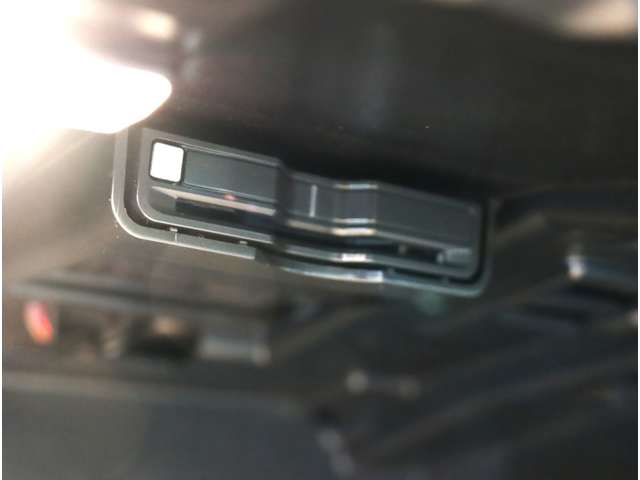 ボルボ Ｖ６０ リチャージ アルティメット Ｔ６ ＡＷＤ プラグイン ハイブリッド ４ＷＤ R6年 (近畿) 99